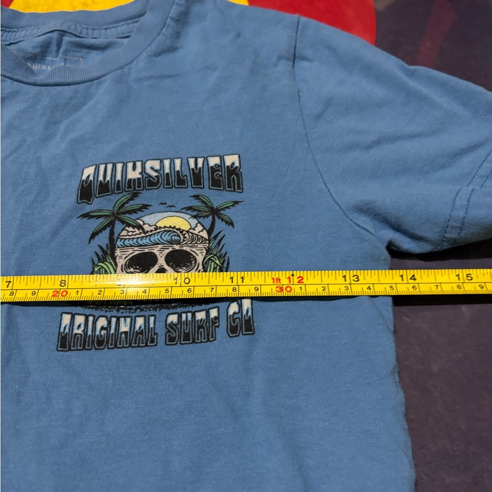 Quiksilver Blue Short Sleeve Tee with Skull & Palm Graphic - Picture 4 of 5